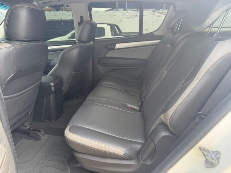 WhatsApp Image 2025-10-10 at 09.54.19