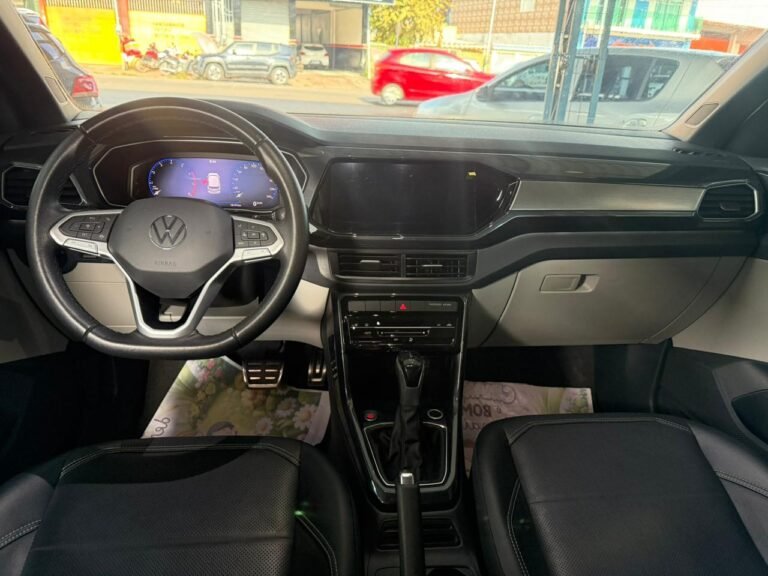 WhatsApp Image 2025-10-14 at 08.54.16