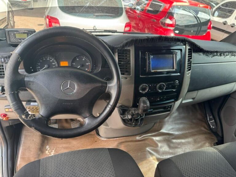 WhatsApp Image 2025-10-21 at 10.51.07 (2)