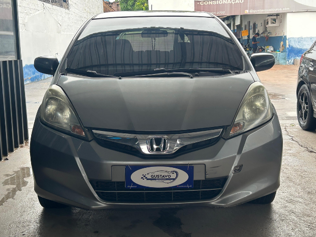 modelos carros - 2026-04-23T174830.098